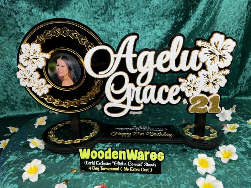 The Upscale with Hibiscus 1 The Upscale with Hibiscus