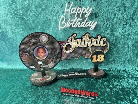 Photo Gallery 14 Antique key with elegant charm