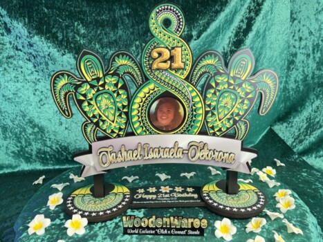 Photo Gallery 5 Birthday Key Stand